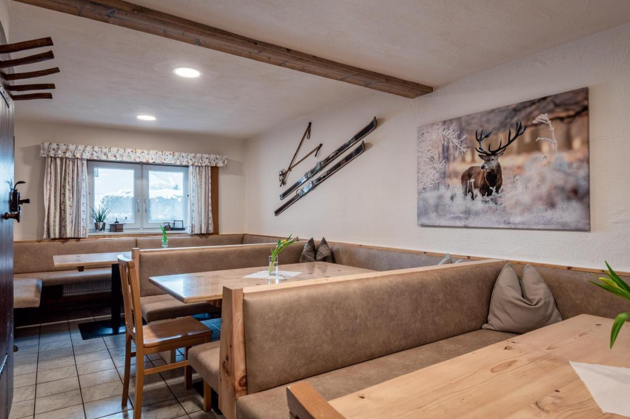 Alpenhostel "Das Besenhaus" アルテンマルクト・イム・ポンガウ エクステリア 写真